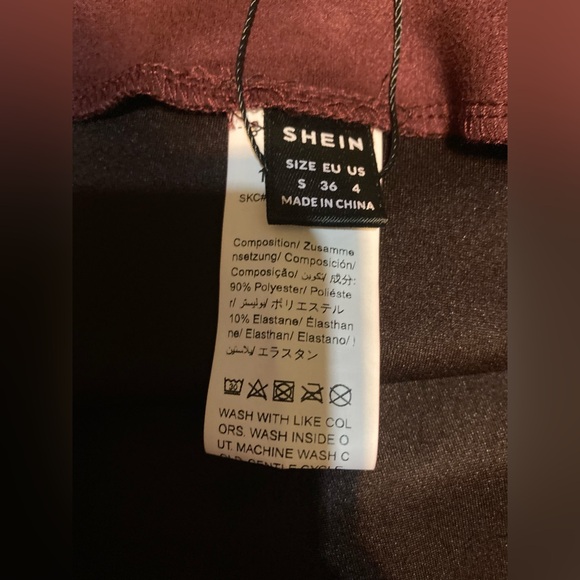 NWT Ladies Size Small SHEIN Bae Burgundy Lined Skirt - Picture 11 of 13